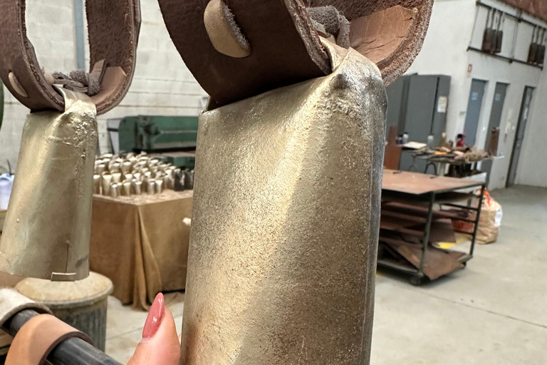Alentejo cowbells: a guided tour of a craft factory Alentejo rattles: a guided tour of an artisanal factory