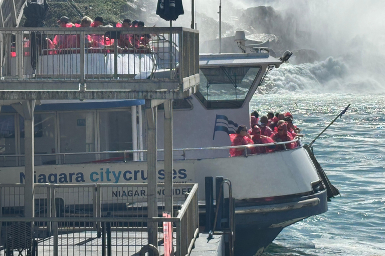 Walking Tour of Niagara Falls Canada and Hornblower Boat