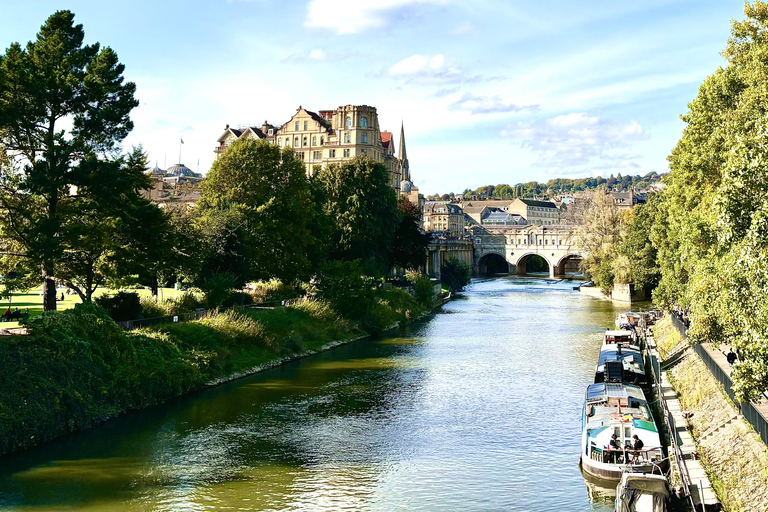 Entdecke Bath auf Spanisch: Mit Olga, einer lokalen ReiseleiterinEntdecke Bath auf Spanisch: Mit Olga, einer lokalen Reiseführerin