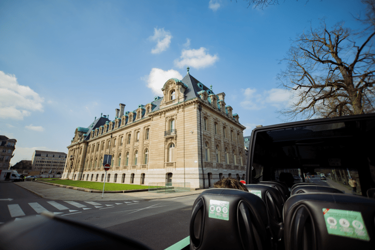 Luxembourg: City Highlights Instagram Tour by Minibus