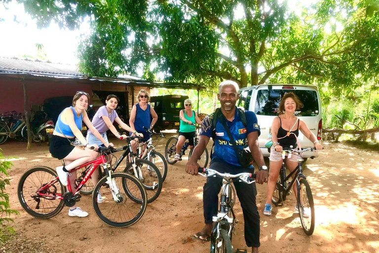 Anuradhapura: Heritage Mountain bike Tour