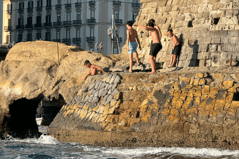 Naples : Tour en bateau privé sur la côte