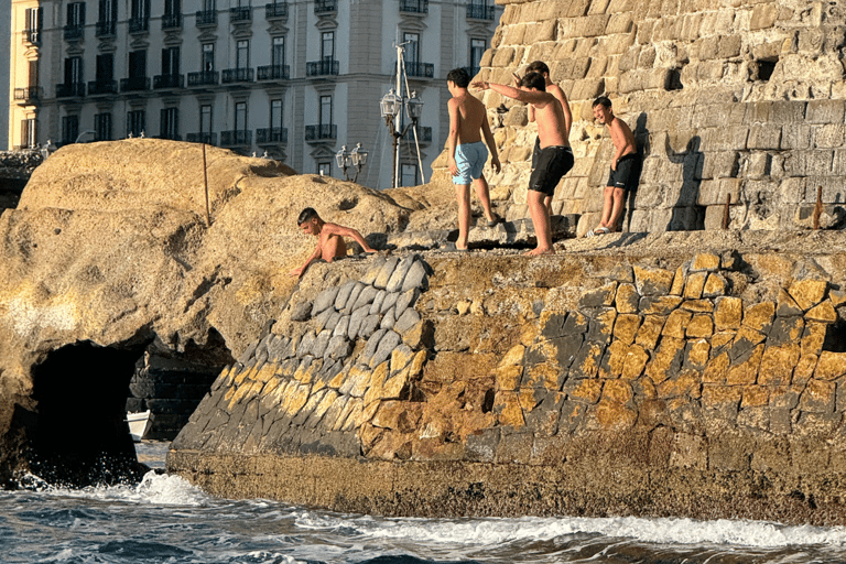 Neapol: Wycieczka prywatną łodzią wzdłuż wybrzeża