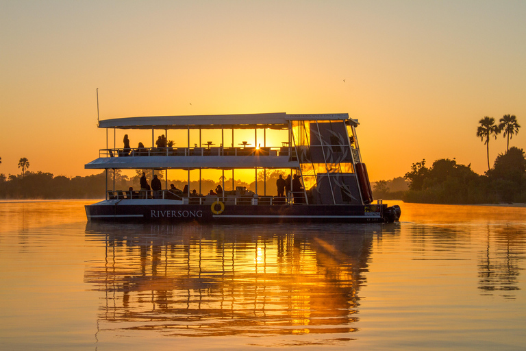 Victoria Falls: Helicopter Flight and Zambezi Dinner Cruise