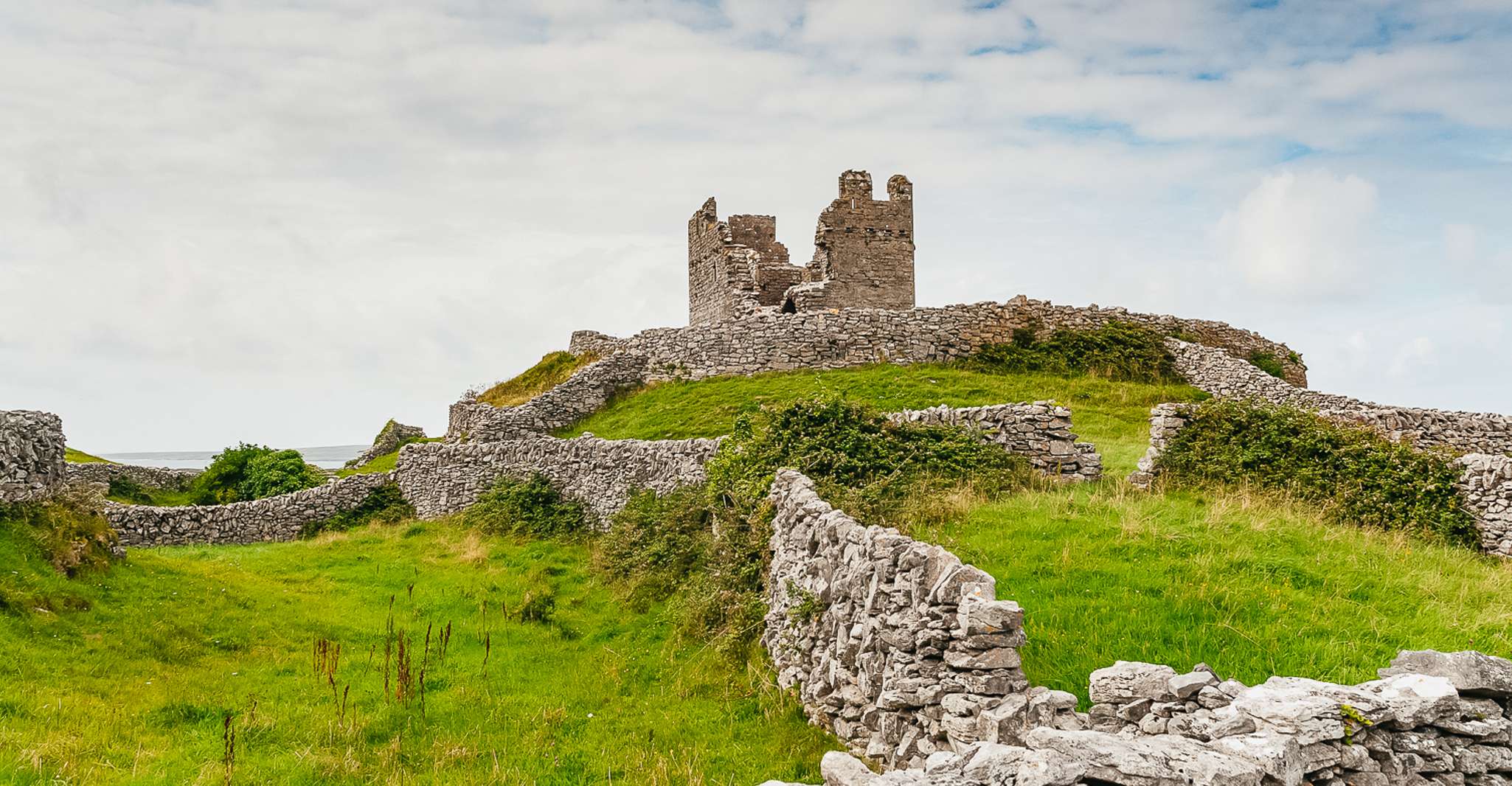 From Galway, Aran Islands Day Trip & Cliffs of Moher Cruise - Housity