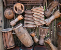 Gioca a strumenti Djembe sulla spiaggia ogni domenica! - Hizvo