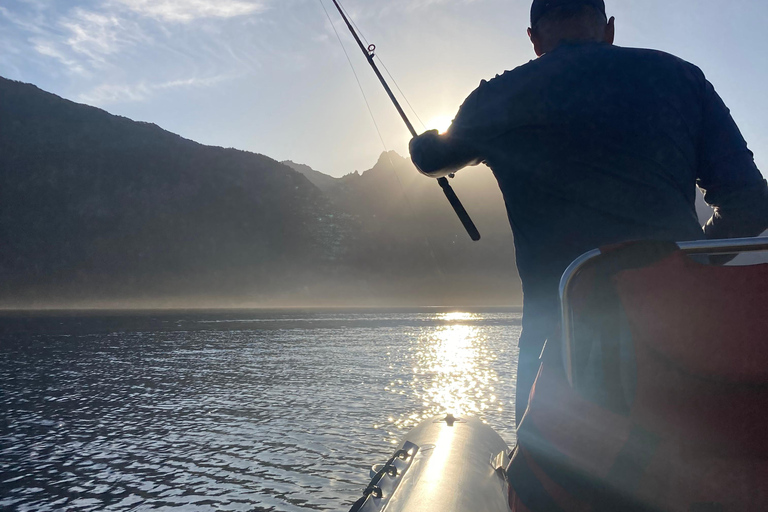 Bariloche: Lake Boat Tour with Optional Asado or Watersports