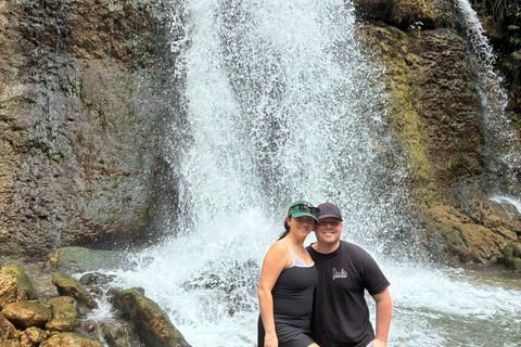 Cuevas del Indios Tour at Arecibo