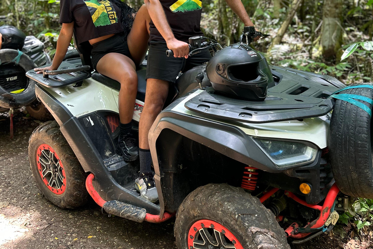 Montego Bay: Excursão de ATV e rafting em bambu com transporteMontego Bay: Passeio de ATV e rafting em jangada de bambu com transporte
