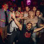 Manchester: tour guidato dei bar con shot e ingresso in discoteca