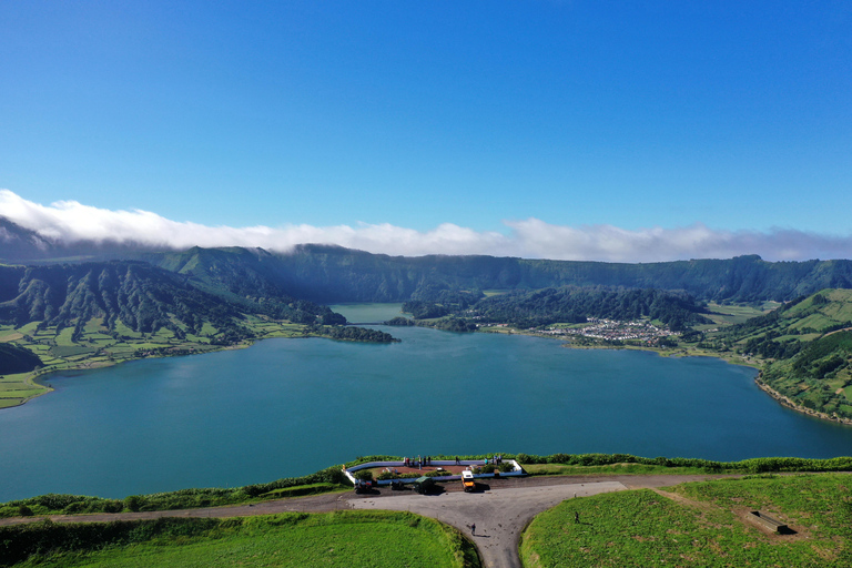 Ponta Delgada: Sete Cidades Jeep Tour