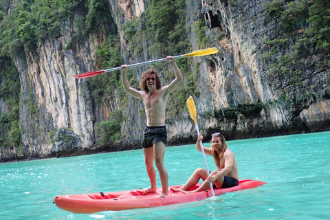 Koh Phi Phi : Passeio de barco pirata com snorkeling e caiaque