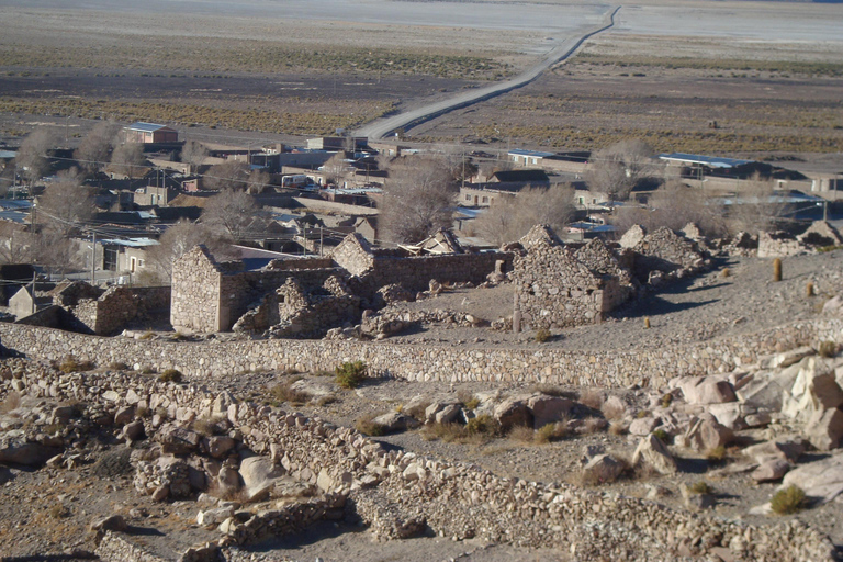 San Pedro de Atacama: Salar Uyuni - Sajama - La Paz. 5D/4N