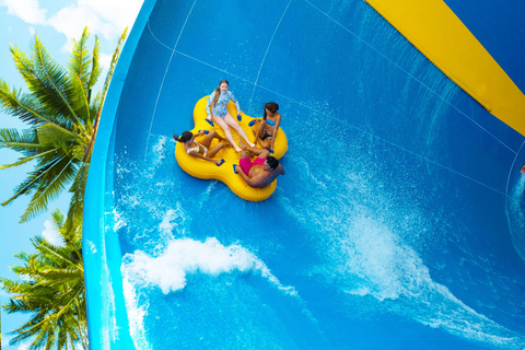 Oahu: Wet &#039;n&#039; Wild Waterpark biljett med Waikiki Transfer