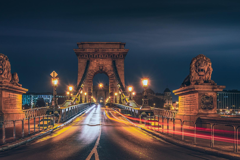 Da Vienna: Tour fotografico guidato di Budapest e BratislavaTour di gruppo