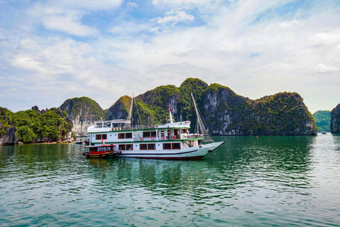 Hanoi: 3 Days Lan Ha Bay, Cat Ba, 2 nights on Venezia Cruise Pick up Hanoi Old Quarter - Drop off Catba town