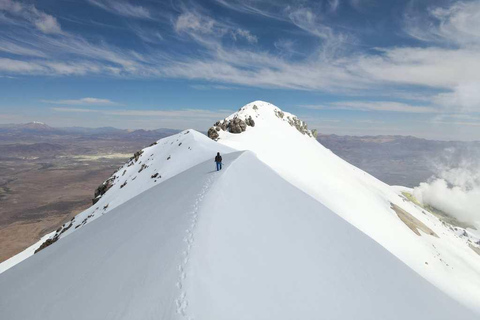 From Putre: 2-Day Guallatiri Volcano Climb/Aymara Base Camp