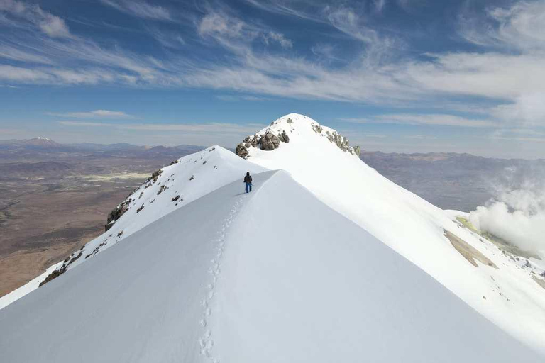 From Putre: 2-Day Guallatiri Volcano Climb/Aymara Base Camp