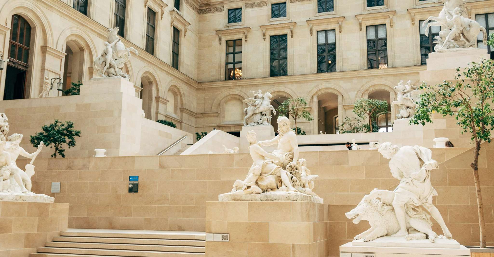 Paris, Louvre Museum All Access Ticket & Audio Guide - Housity