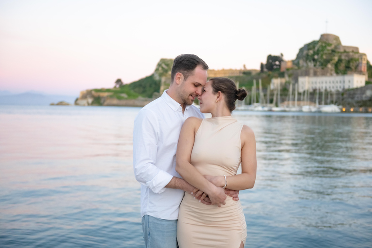 Experiência de sessão fotográfica na cidade velha de Corfu