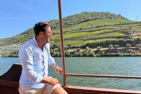 Porto: Douro Valley Train Tour, Cruise, Wine & Lunch