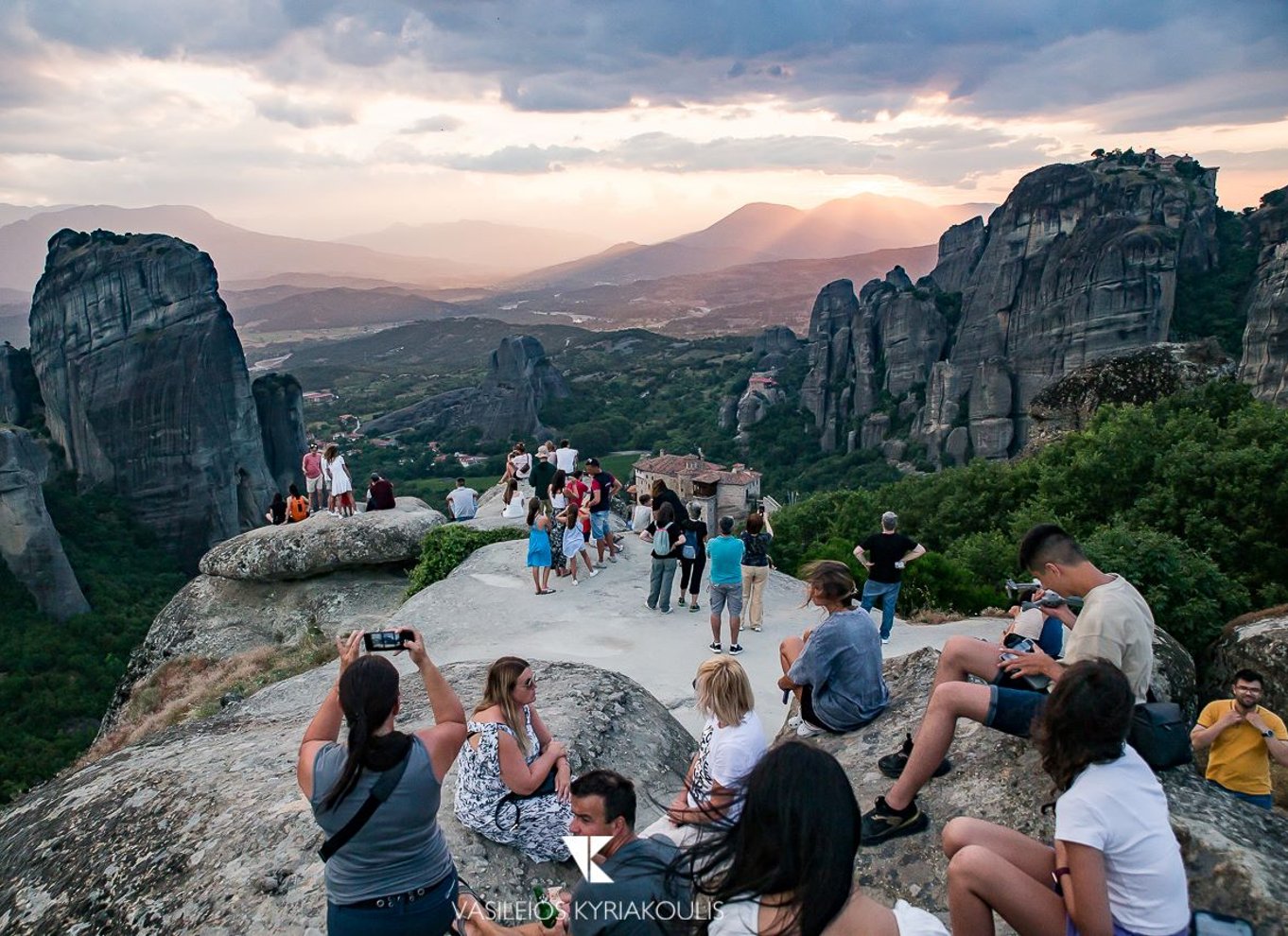 Athen: Dagsudflugt til Meteora-klostrene med huler og frokost
