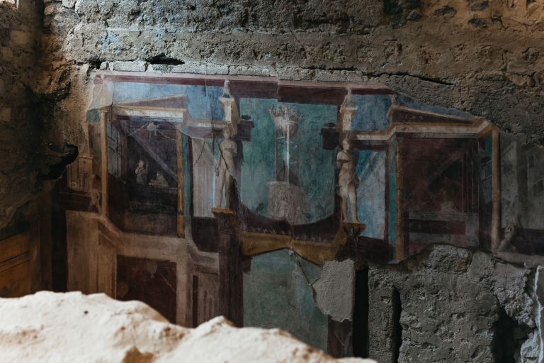 Desde Nápoles: tour de las ruinas de Pompeya y monte VesubioVisita guiada en inglés con recogida en el hotel