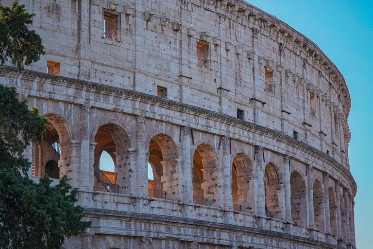 Rome Golf Cart Tour (2.5h) Small Group Rome Golf Cart Tour (2-2.5h)