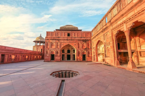 4 notti / 5 giorni: Tour del Triangolo d&#039;Oro Delhi -Agra -Jaipur.Pacchetto Tour del Triangolo d&#039;oro di Delhi / Agra / Jaipur