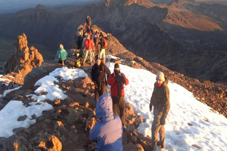 Nairobi: 5-Day Mount Kenya Climbing Tour via Sirimon Route