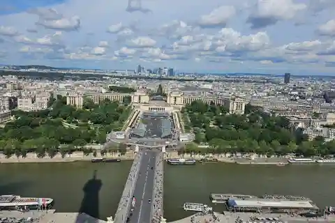 Dagsutflykt till Paris: Ikoniska landmärken och fantastiska fotoplatser