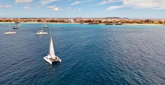 Sal: Adults-Only Catamaran Cruise with Tapas & Bubbles