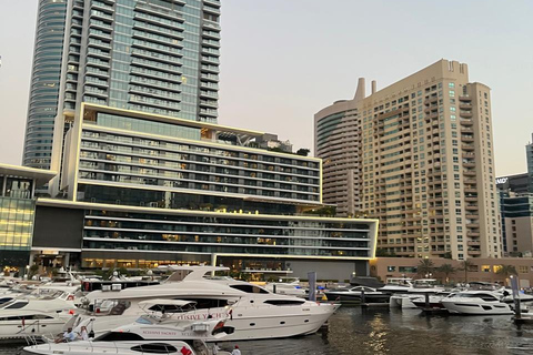 Dubai Marina Dinner Cruise with Buffet & Live Entertainment
