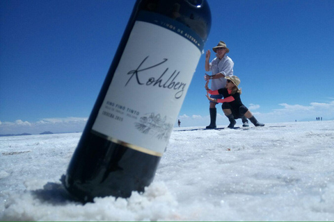 Uyuni : 2 jours pour découvrir le Salar d&#039;Uyuni, le cimetière des trains et les lagunes ...