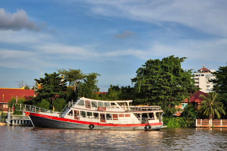 Bangkok: Horizon Yacht Dinner Cruise