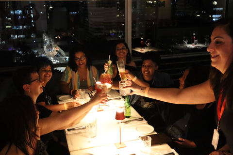 São Paulo: Women's Nightlife Tour with Drinks at Hidden Bars