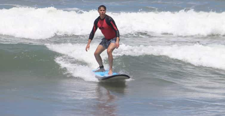 Clases De Surf Para Principiantes E Intermedios En La Playa De Kuta