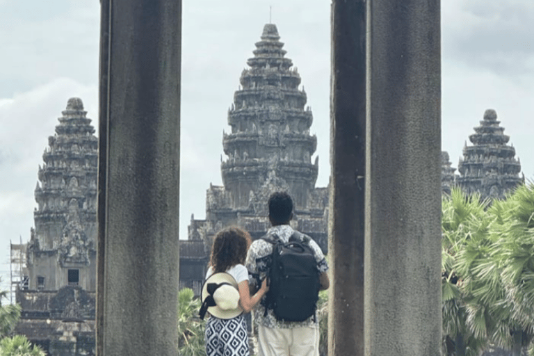 Siem Reap Angkor Wat: tour in jeep all&#039;alba a Srah Srang