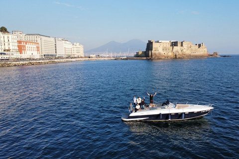 Naples: City Boat Tour with Aperitif
