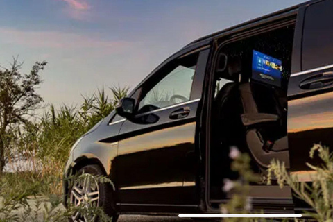 Paris : Transfer to/from Reims or Champagne region Paris: Private Transfer to/from Reims VAN 4-8 passengers