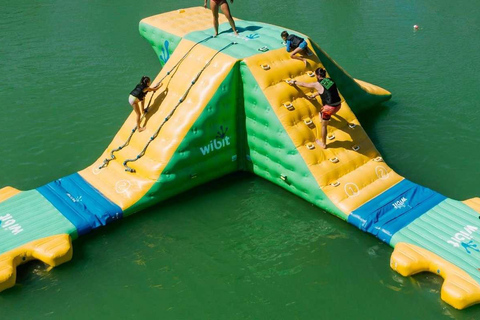 بونتا كانا: منتزه بحيرة الكاريبي للتزلج على الماء، والانزلاق بالحبال، والمزيد