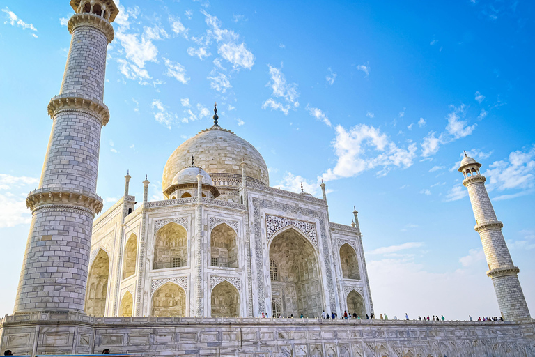 From Delhi: Taj Mahal Sunrise and Agra Fort Private Day Trip AC Car, Tour Guide, Monument Tickets & Meal