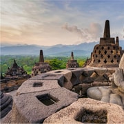 Yogyakarta: Borobudur 5-hour Tour with Temple Climb & Transfers