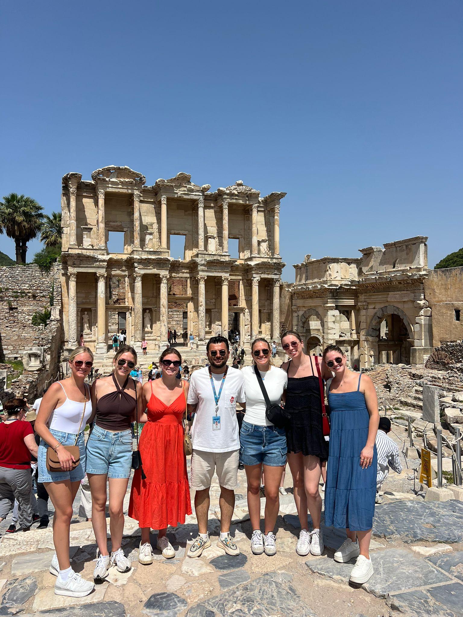 Kusadasi: Landausflug nach Ephesus mit Option für eine Eintrittskarte