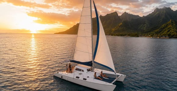 Private You & Me Sunset Cruise on a Catamaran, with Champagne & Tapas