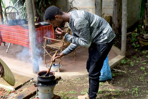 Arusha: Koffietour &/of aardewerkles met lunchKoffietour