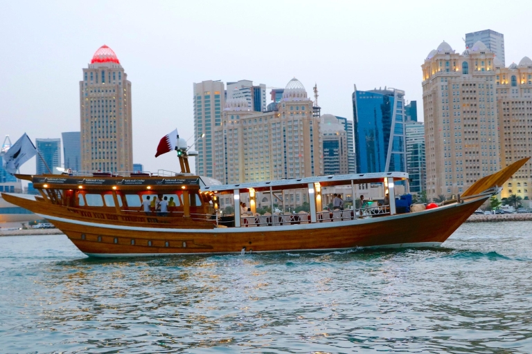 Visita a la ciudad de Doha con comida tradicional árabe
