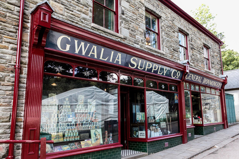 Cardiff: Bay Trail, St Fagans & Cathedral Half Day Tour