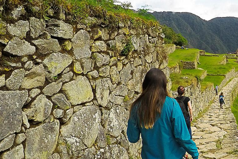 Sacred Valley Tour + Short Inca Trail 3D/2N