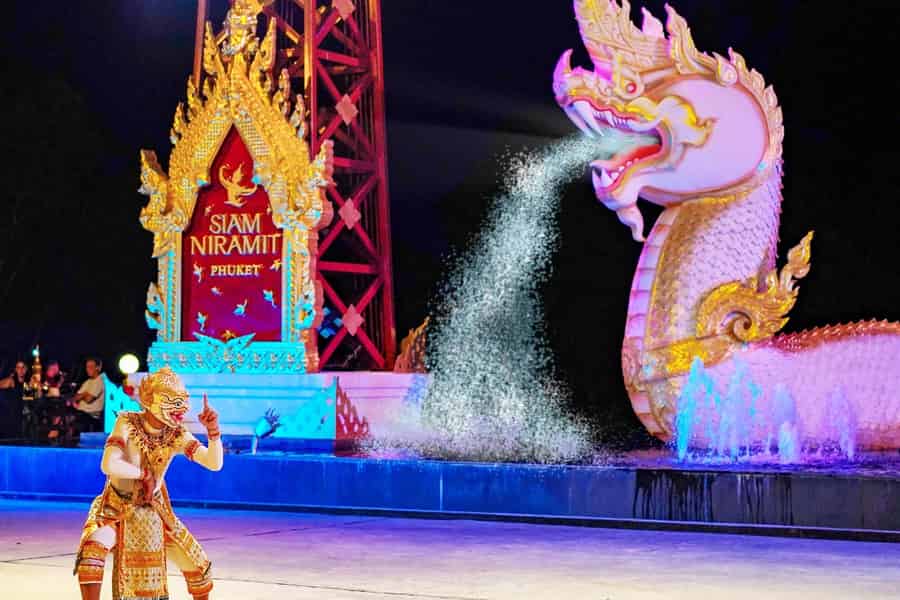 Phuket: Siam Niramit Ticket mit Rundtransfer und Abendessen. Foto: GetYourGuide Phuket: Siam Niramit Ticket mit Rundtransfer und Abendessen. Foto: GetYourGuide
